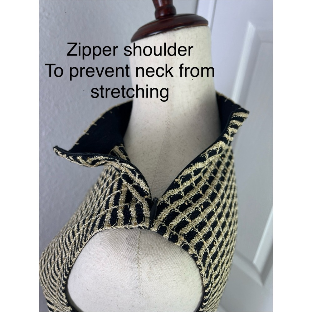 ST.JOHN Vintage Gold & Black Sleeveless Blouse - Picture 5 of 7